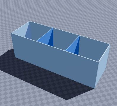 Plant pot with drainage trio